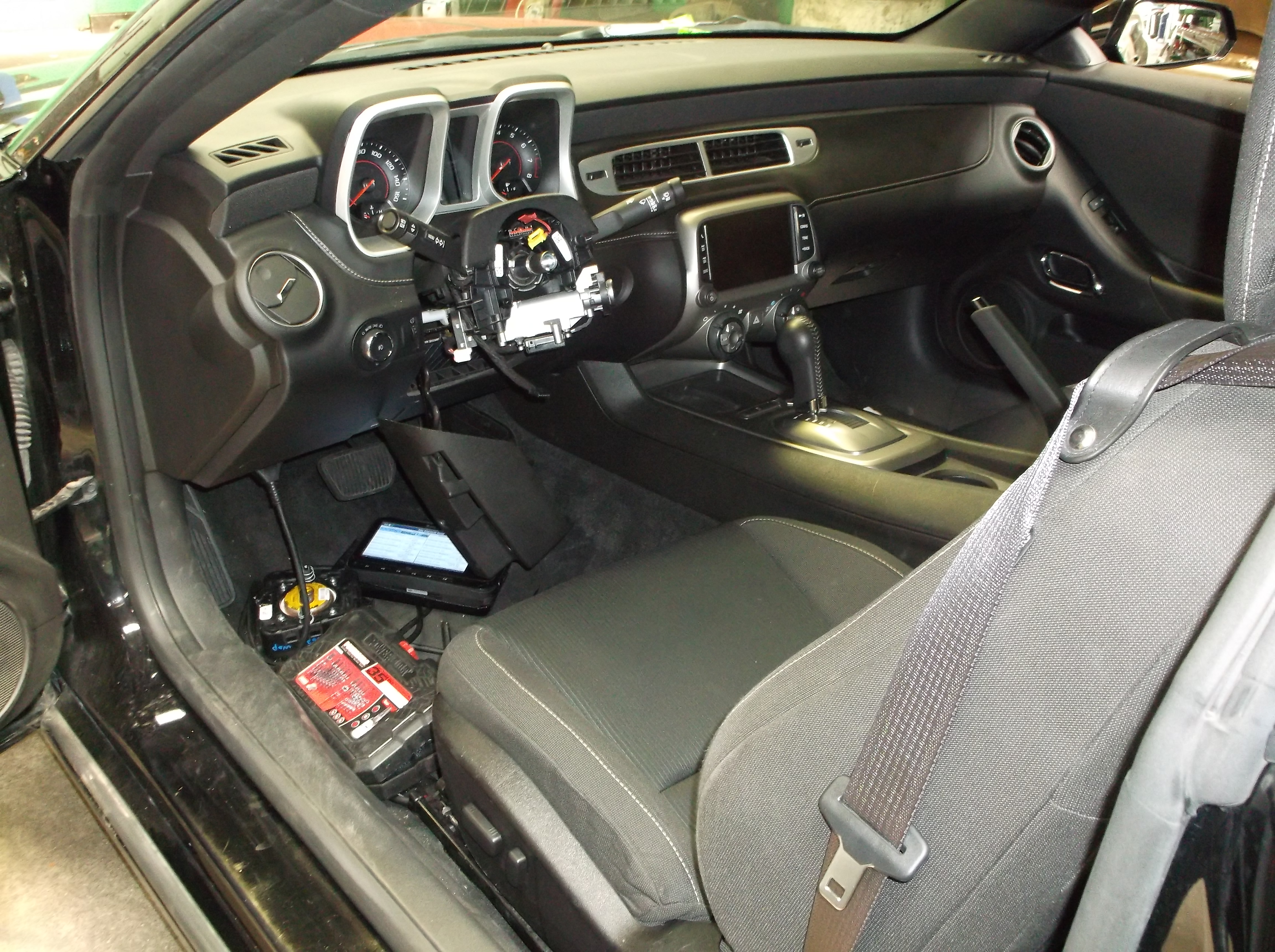Behind dash wiring faults auto electricians repairs.